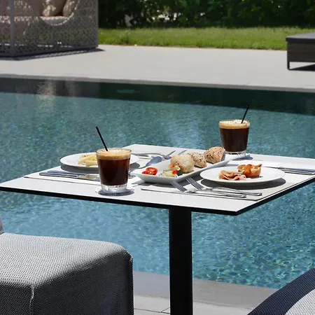 Lagouvardos Village 3*