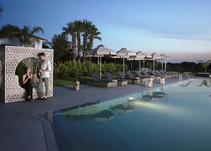 Lagouvardos Village 3*