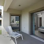 酒店 Lagouvardos Village 3*
