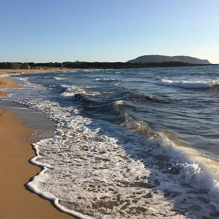 Lagouvardos Village 3*