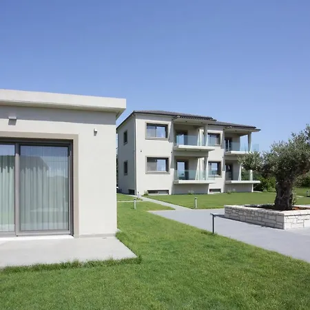 Lagouvardos Village 3* Marathopoli