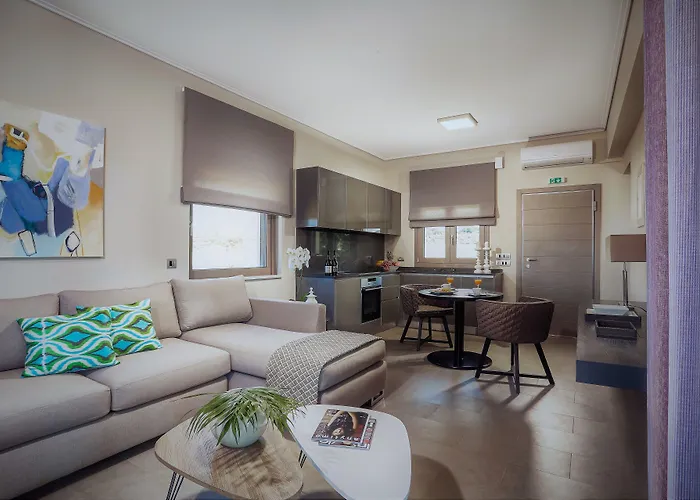 Lagouvardos Village Marathopoli