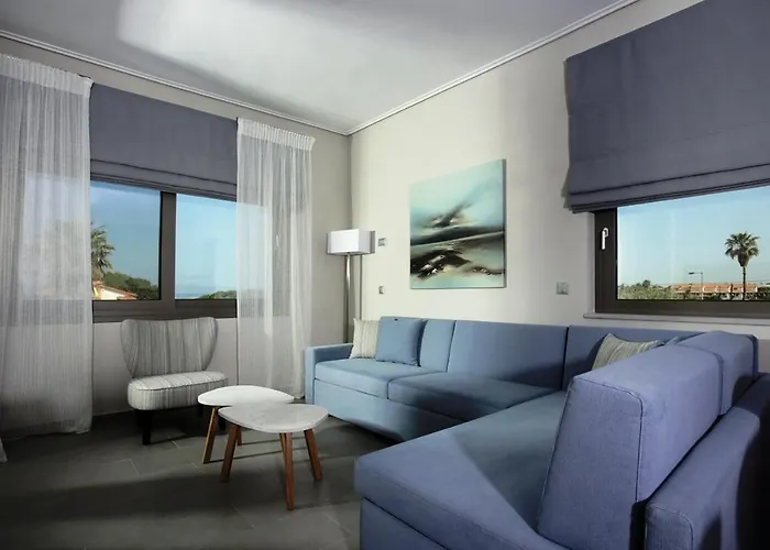 Lagouvardos Village Hotel